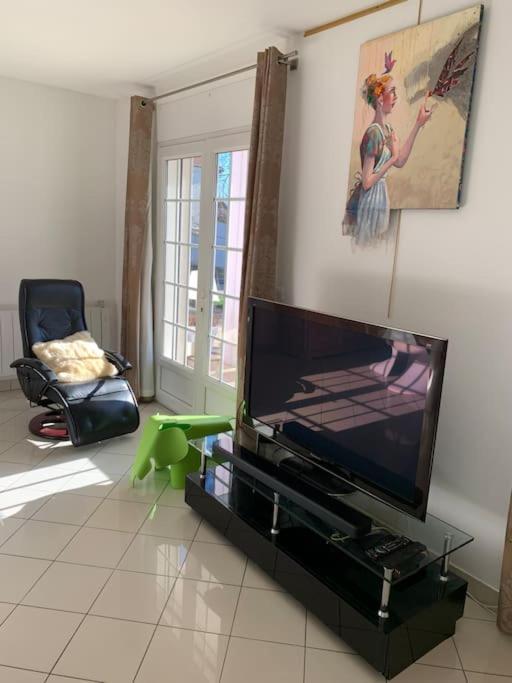Casabina Appartement Entre Disney Et Paris Chelles  Zimmer foto